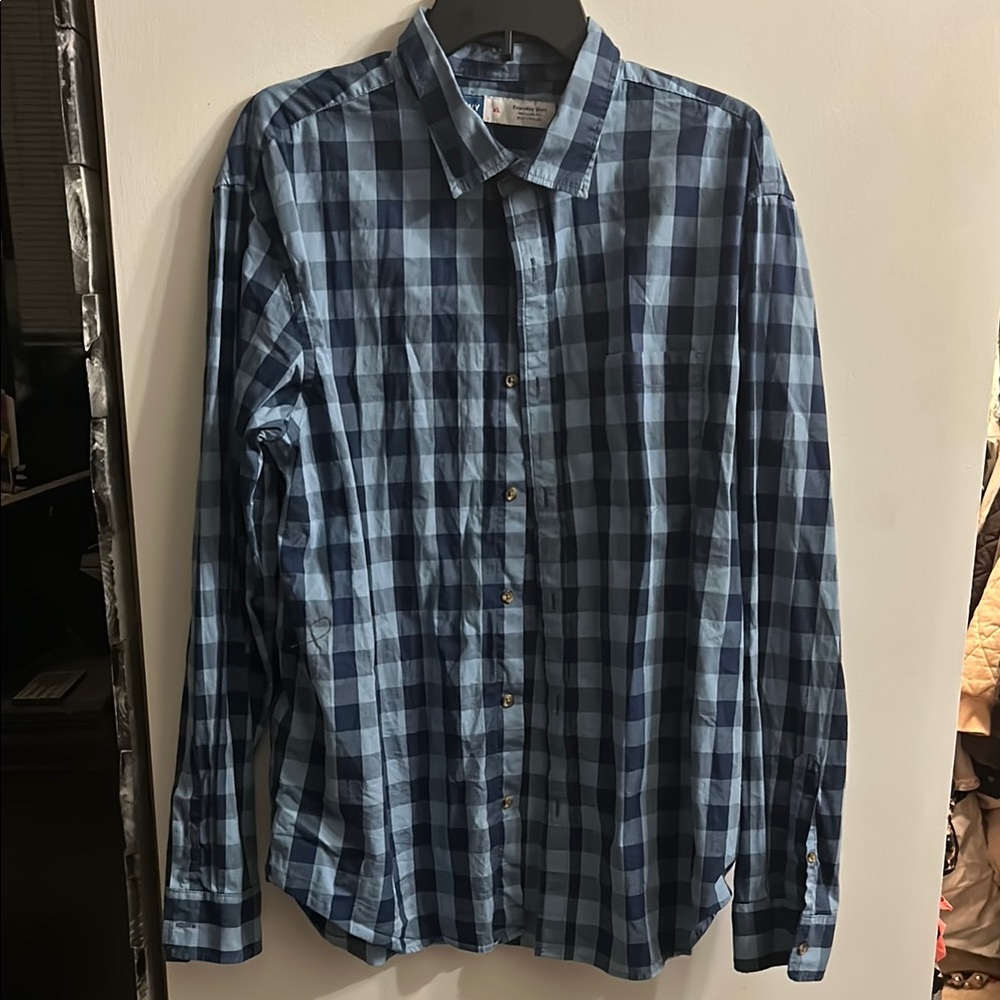 Old Navy Blue Casual Button Down Shirt
